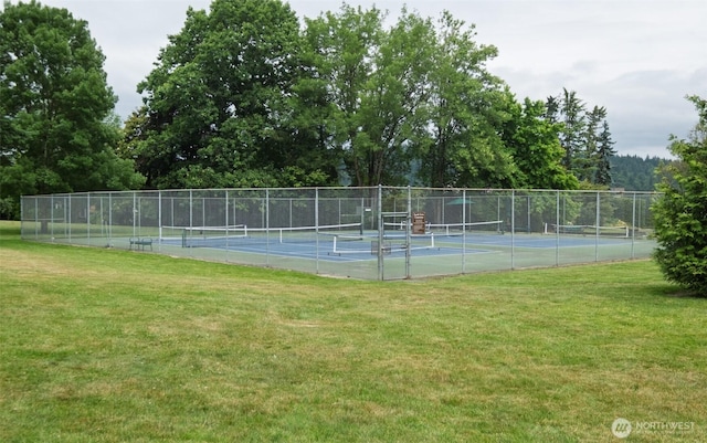 4546 193rd Pl SE, Issaquah, WA 98027 - view of tennis court