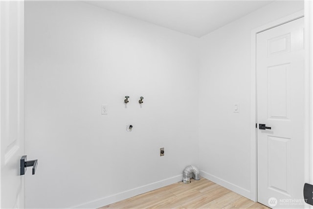 7611 Easy St, Everett, WA 98203 - washroom with electric dryer hookup, light wood finished floors, and washer hookup
