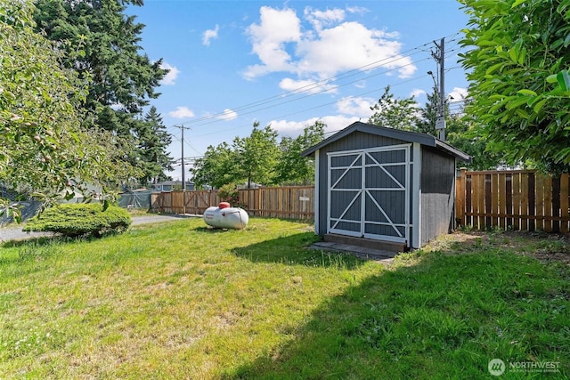 7611 Easy St, Everett, WA 98203 - fenced backyard featuring a shed