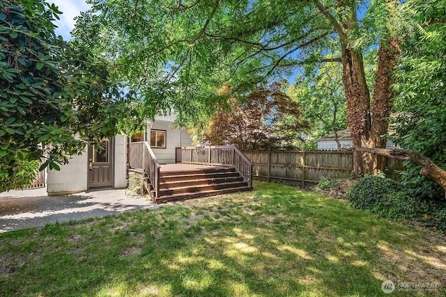 4754 46th Ave NE, Seattle, WA 98105 - view of yard featuring a deck