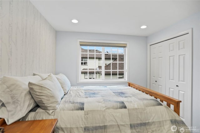 2601 59th St SW, Everett, WA 98203 - bedroom with a closet and recessed lighting