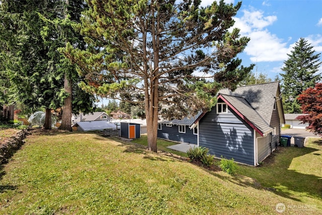 16318 128th Pl SE, Renton, WA 98058 - view of grassy yard featuring a shed