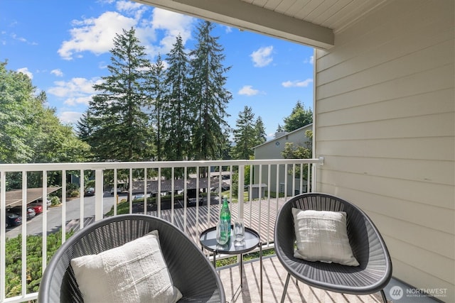 9484 Redmond-Woodinville Rd NE Unit C-205, Redmond, WA 98052 - view of balcony