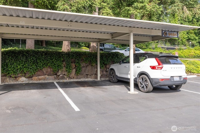 9484 Redmond-Woodinville Rd NE Unit C-205, Redmond, WA 98052 - view of covered parking lot