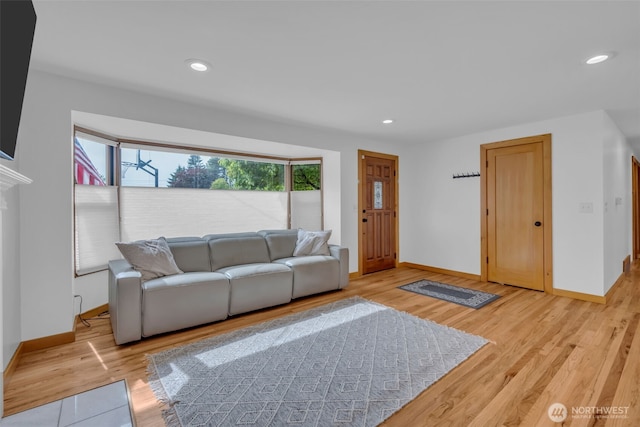 13102 16th Ave SW, Burien, WA 98146 - living room with light wood-type flooring and recessed lighting