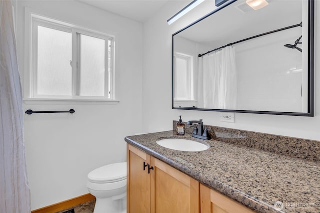 13102 16th Ave SW, Burien, WA 98146 - full bathroom with vanity and curtained shower
