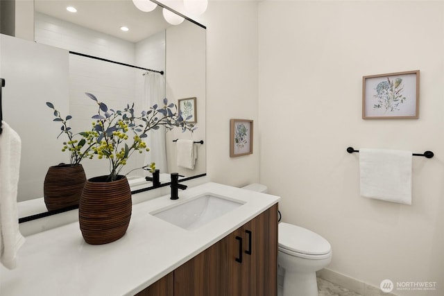 3626 1st Ave NW Unit A, Seattle, WA 98107 - full bath featuring vanity, curtained shower, and recessed lighting