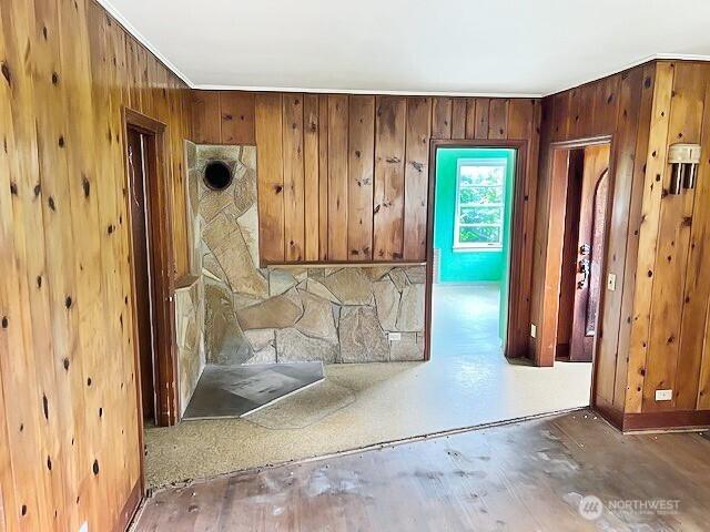 4140 Poplar Way, Longview, WA 98632 - hallway featuring wood walls