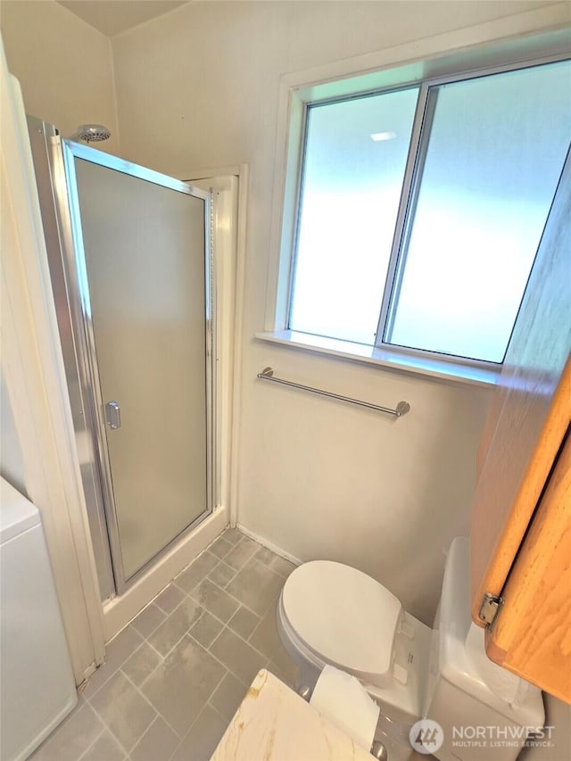 362 Lakeside Dr, Sedro Woolley, WA 98284 - full bath featuring a shower stall