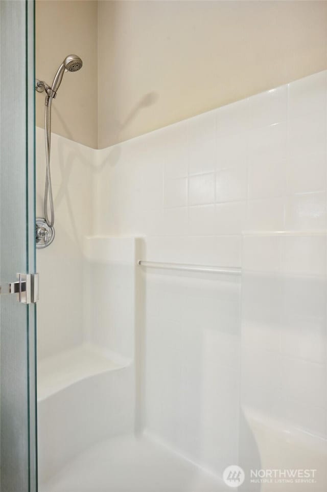 1855 Trossachs Blvd SE Unit 2002, Sammamish, WA 98075 - bathroom featuring a shower stall