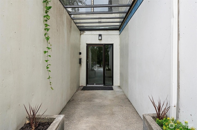 3256 SW Avalon St Unit 304, Seattle, WA 98126 - property entrance with stucco siding