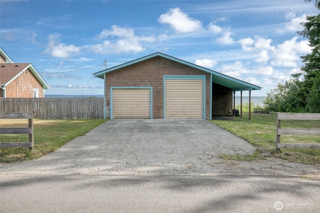249 Burrows Rd, Hoquiam, WA 98550 - garage with a detached garage