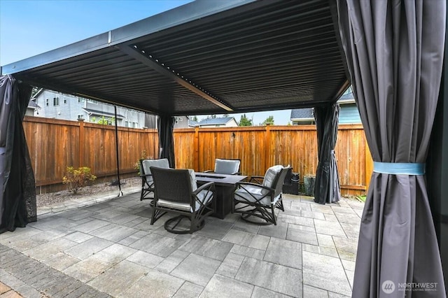 16311 5th Dr SE, Bothell, WA 98012 - fenced backyard with a patio area