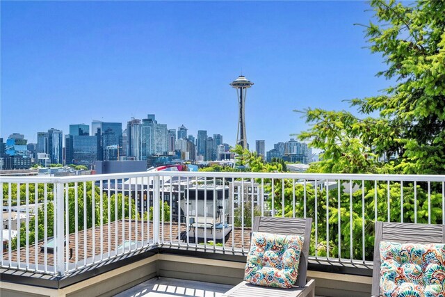 815 2nd Ave N Unit C, Seattle, WA 98109 - photo 1