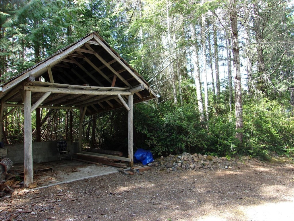 60 King Dr, Brinnon, WA 98320