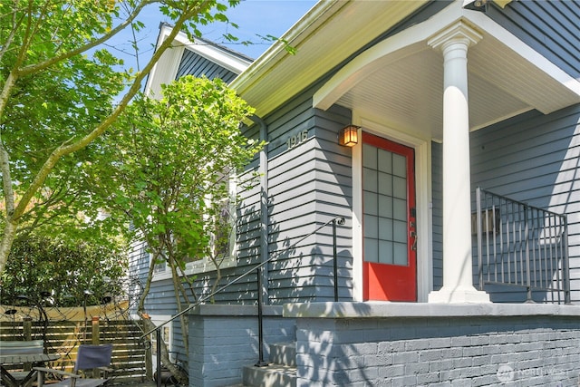 1916 11th Ave W, Seattle, WA 98119 - view of side of property