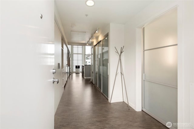 500 Mercer St Unit R325, Seattle, WA 98109 - view of hallway