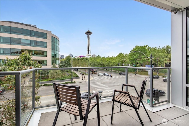 500 Mercer St Unit R325, Seattle, WA 98109 - view of balcony