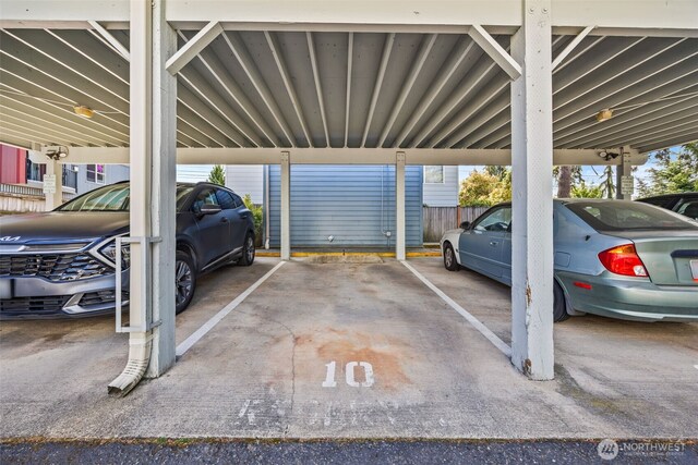 9522 1st Ave NE Unit B6, Seattle, WA 98115 - view of covered parking lot