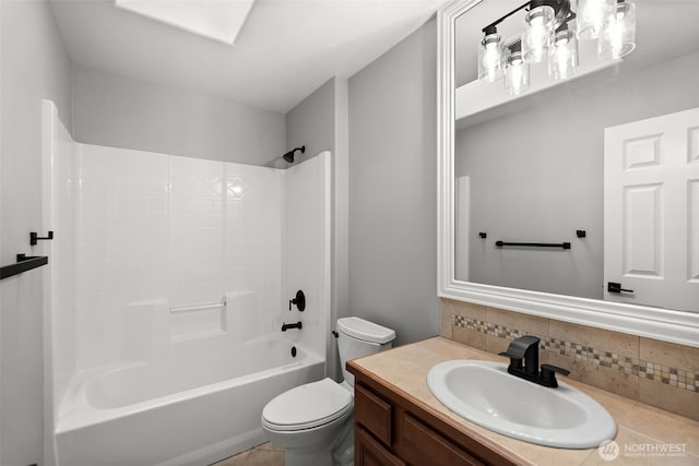 32216 Bruckners Way, Black Diamond, WA 98010 - full bath with vanity, backsplash, bathtub / shower combination, and a skylight