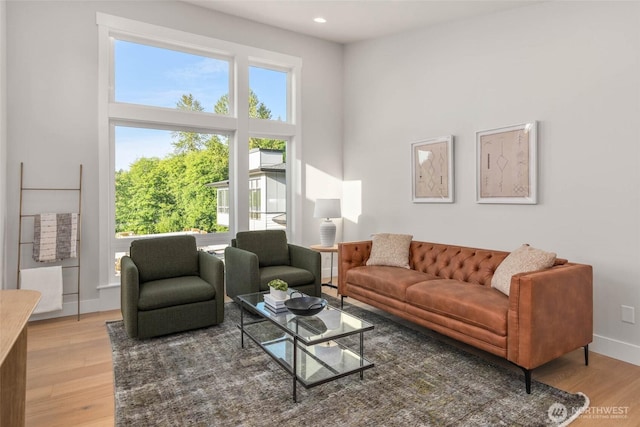 21025 SE 80th St, Issaquah, WA 98027 - living area with light wood-style floors and recessed lighting