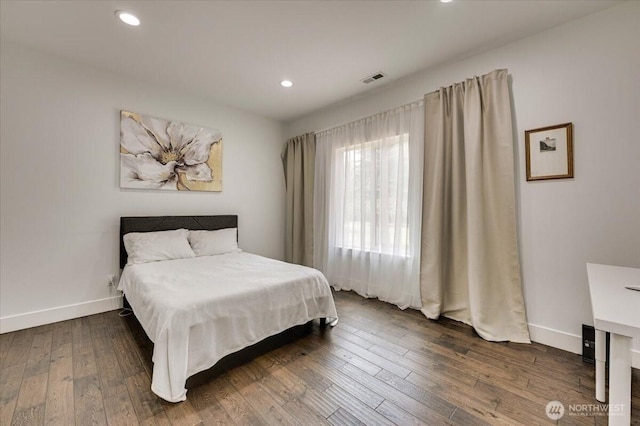 5109S 364th St, Auburn, WA 98001 - bedroom featuring hardwood / wood-style flooring and recessed lighting