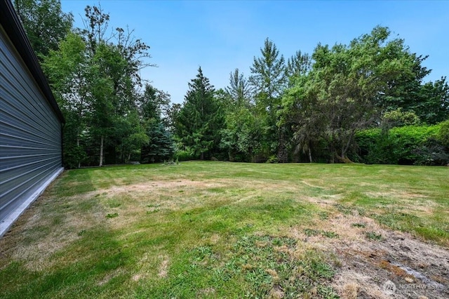 5109S 364th St, Auburn, WA 98001 - view of grassy yard featuring a wooded view