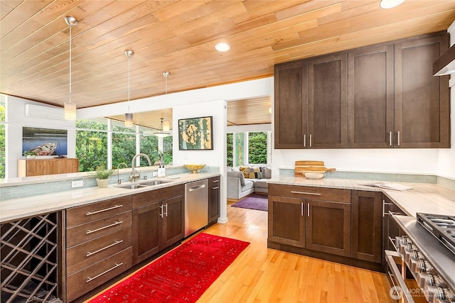 8975 Ferncliff Ave NE, Bainbridge Island, WA 98110 - photo 18