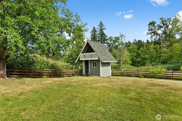 11810 County Line Rd E, Edgewood, WA 98372 - view of shed with a fenced backyard