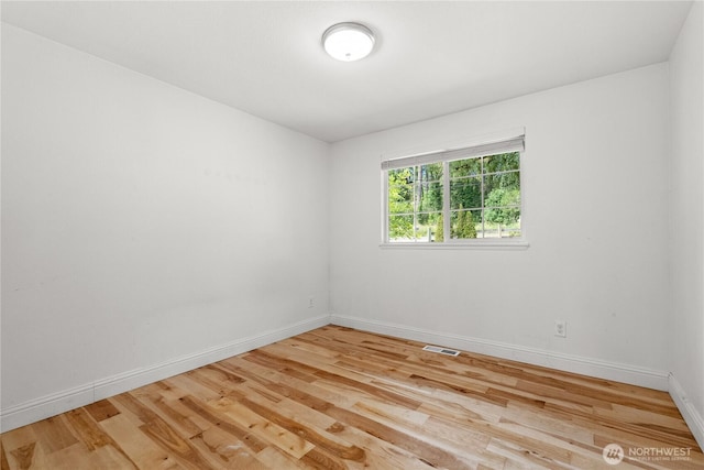 11810 County Line Rd E, Edgewood, WA 98372 - spare room with light wood-style floors