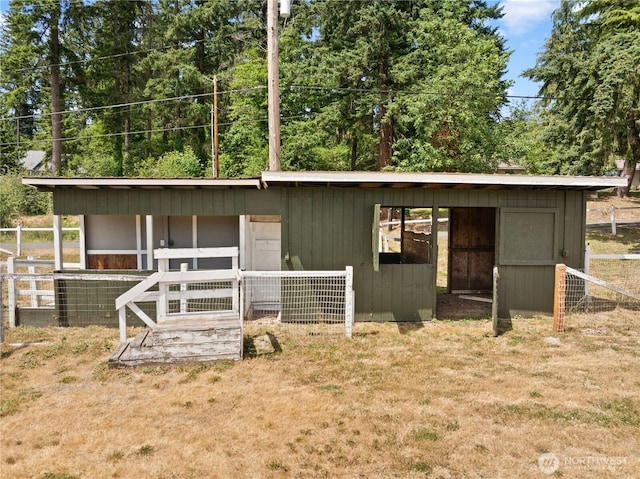 11810 County Line Rd E, Edgewood, WA 98372 - view of horse barn