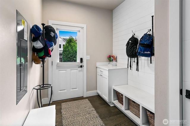 10702 39th Ave NE, Seattle, WA 98125 - mudroom featuring dark wood-style floors