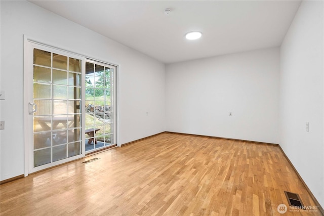 3824 S 176th St, Seatac, WA 98188 - empty room with light wood finished floors and baseboards