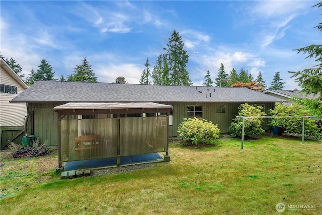 3824 S 176th St, Seatac, WA 98188 - rear view of property with roof with shingles