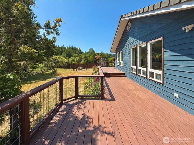 10 Davenhill Ln, Sequim, WA 98382 - deck featuring a fenced backyard