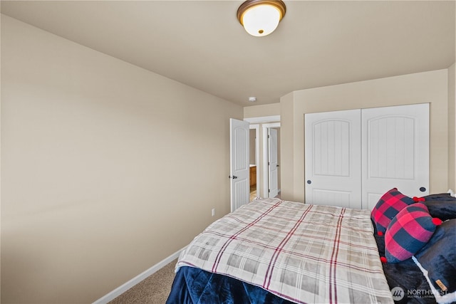 5539 Charlotte Ave SE, Auburn, WA 98092 - bedroom featuring carpet floors and a closet