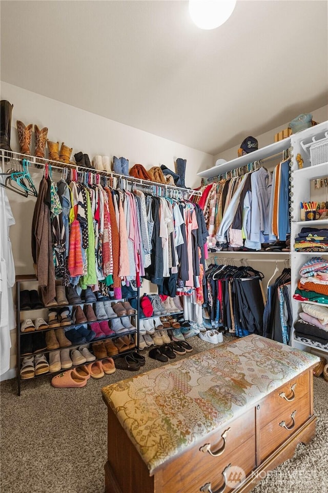 5539 Charlotte Ave SE, Auburn, WA 98092 - walk in closet with carpet