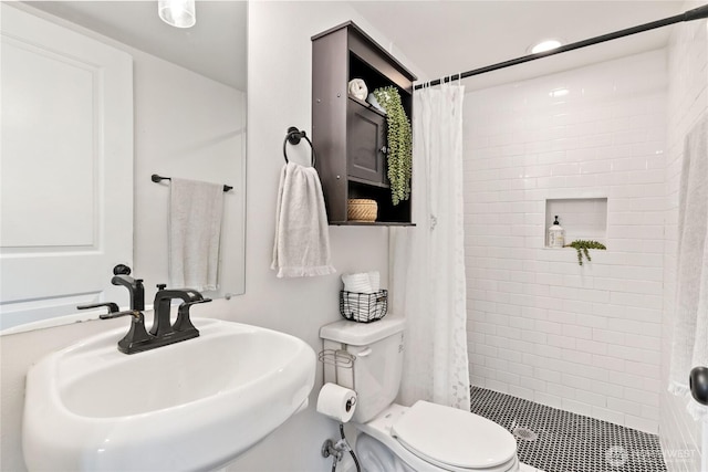 1902 72nd St E, Tacoma, WA 98404 - full bathroom with a sink and tiled shower