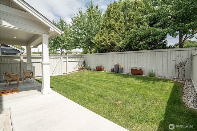 2452 NW Columbia Ave Unit 34, East Wenatchee, WA 98802 - fenced backyard featuring a patio area