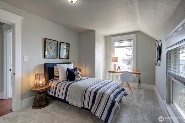 3225 Oakes Ave, Everett, WA 98201 - bedroom featuring lofted ceiling, carpet, and a textured ceiling