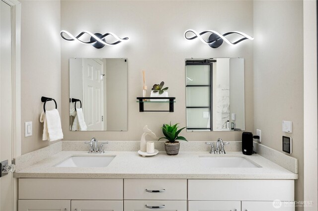 3089 W Lake Sammamish Pkwy NE, Redmond, WA 98052 - bathroom featuring double vanity