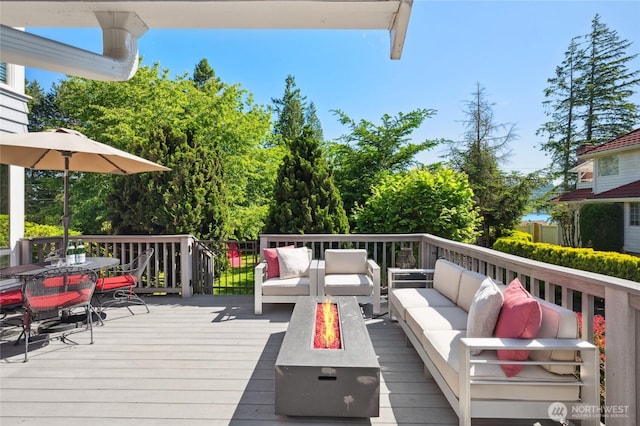 3089 W Lake Sammamish Pkwy NE, Redmond, WA 98052 - deck featuring an outdoor living space with a fire pit and outdoor dining space