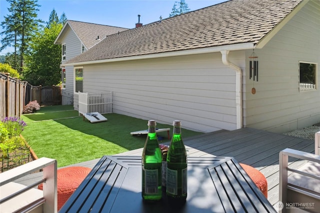 3089 W Lake Sammamish Pkwy NE, Redmond, WA 98052 - wooden terrace featuring a fenced backyard