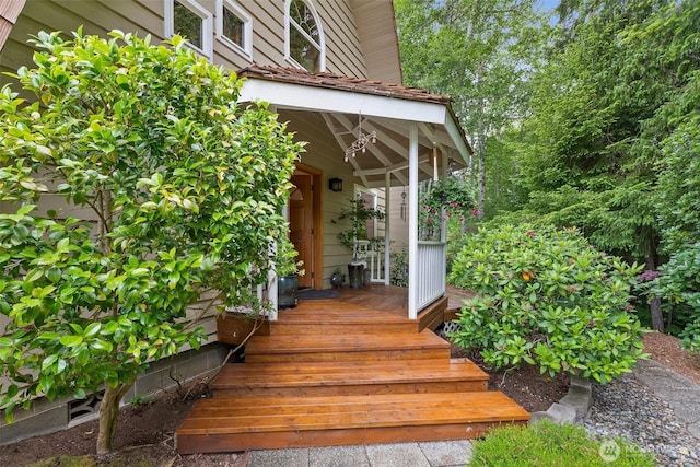 1508 Bloomhardt Rd, Raymond, WA 98577 - entrance to property with covered porch