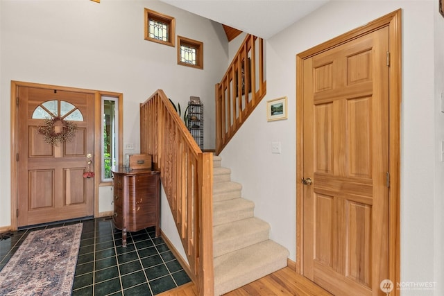 1508 Bloomhardt Rd, Raymond, WA 98577 - foyer with stairs and baseboards