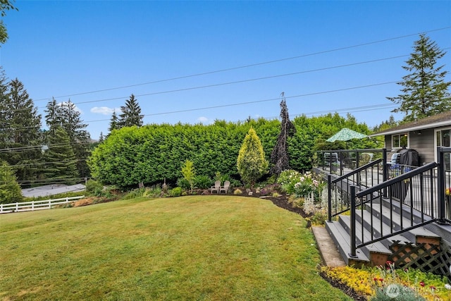 755 Elm St, Raymond, WA 98577 - view of yard