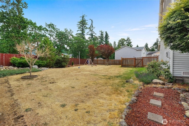 516 Emerald Ct SE, Rainier, WA 98576 - view of fenced backyard