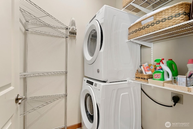 4415 40th Ave SW, Seattle, WA 98116 - washroom with stacked washer / drying machine
