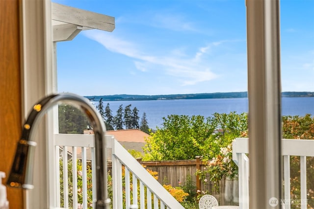 1021 N Sunset Dr, Camano Island, WA 98282 - water view