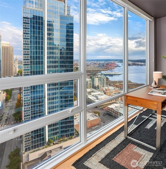 121 Stewart St Unit 2402, Seattle, WA 98101 - photo 2
